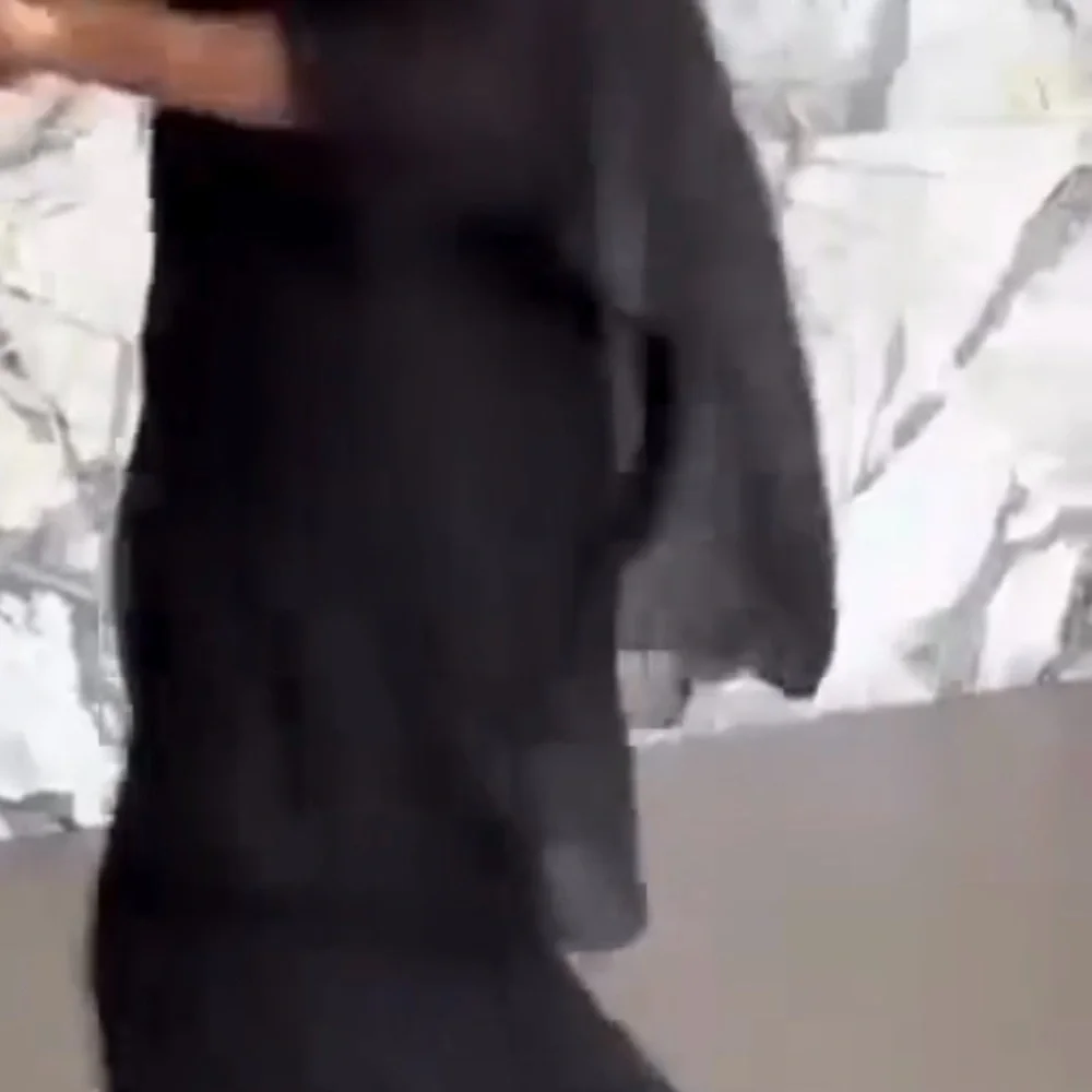 NEW !! Amazing BLACK  cascading tiered maxi dress Size Large.  $75 - Picture 2 of 7